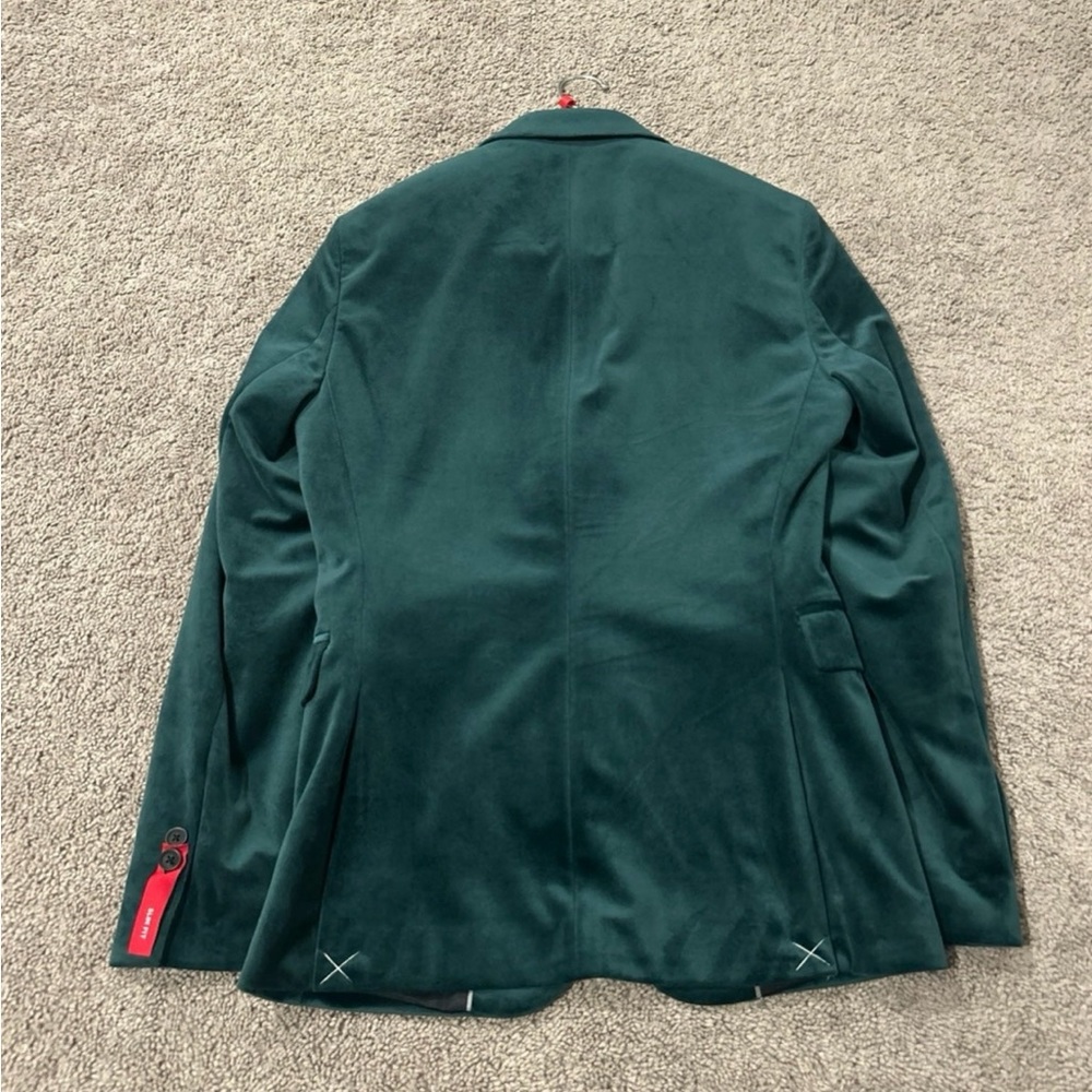 Blazer - Picture 2 of 3